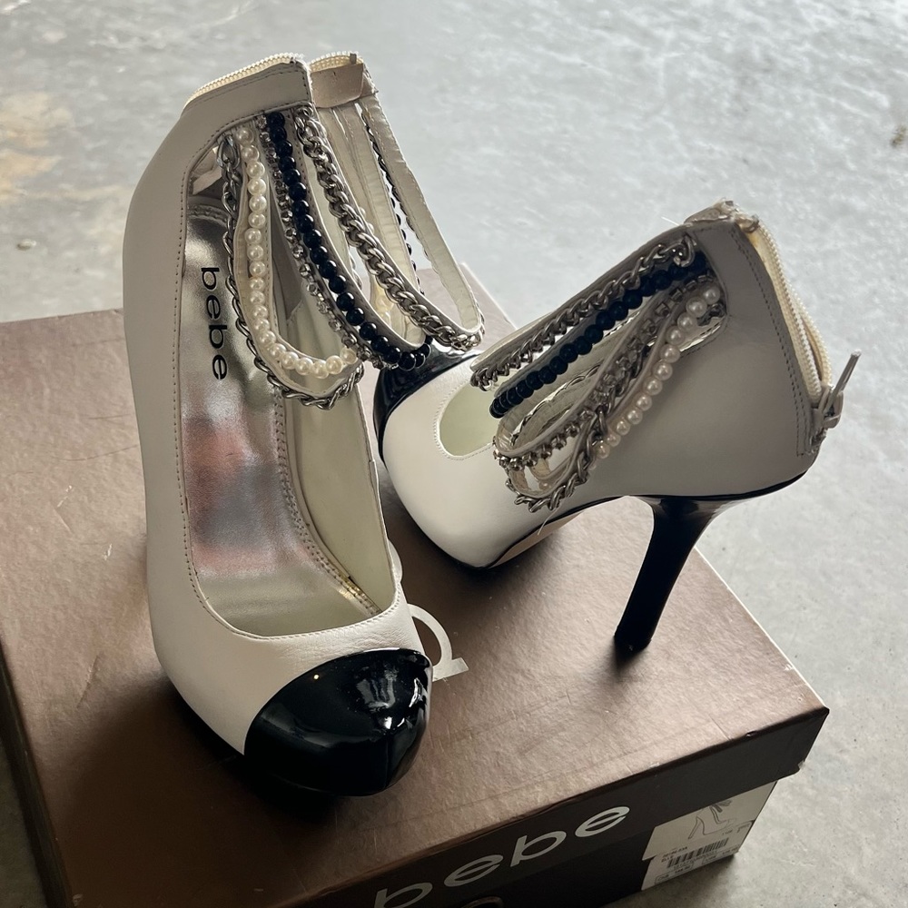 Holiday heels.